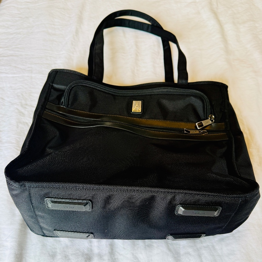 Travelpro FlightCrew™ 5 City Tote